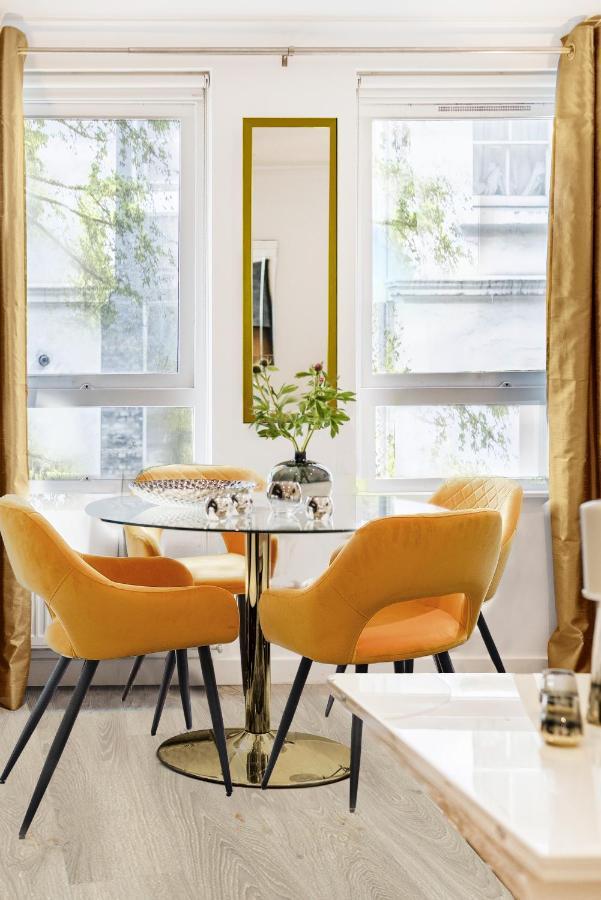 Explore The Most Exquisite West-End From A Harrods Family And Couple Home Лондон Экстерьер фото